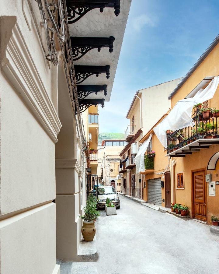 Palazzo Al Carmine Hotel Monreale Exterior photo